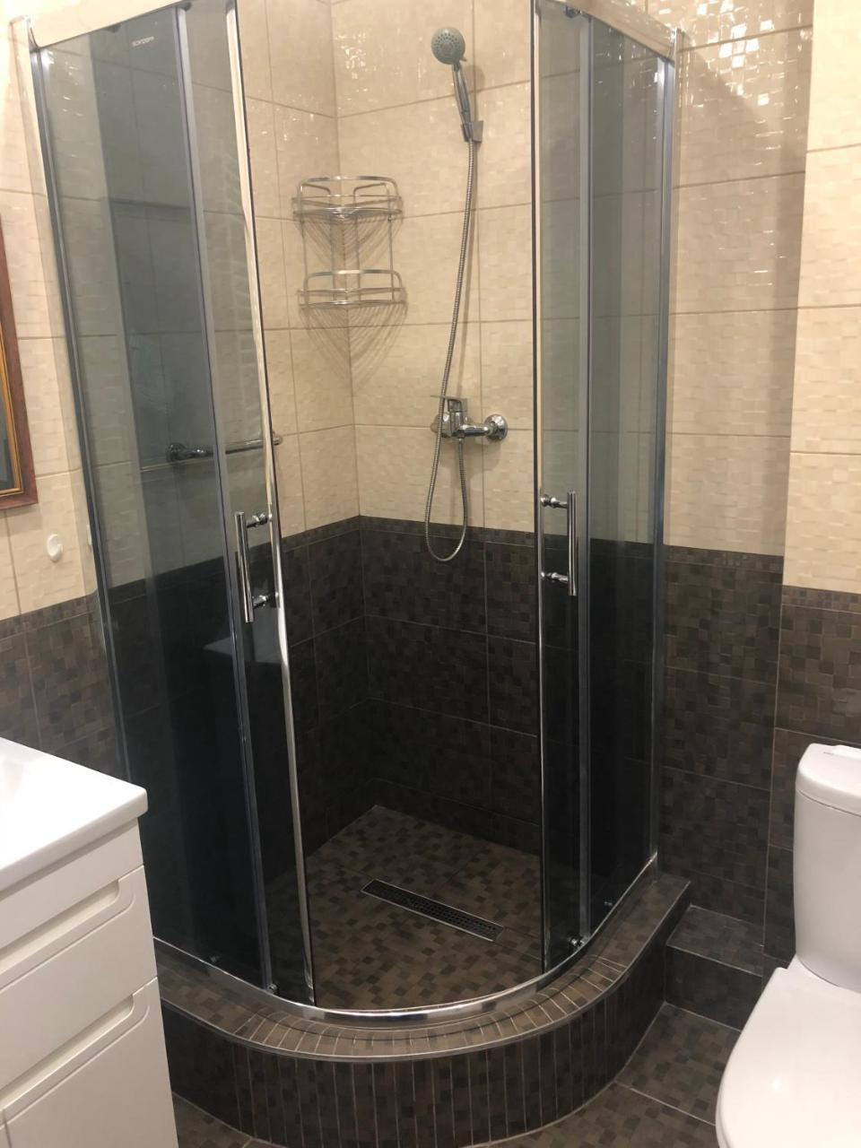 Gil Apartments, 38 Prospect Svobody أوزهورود المظهر الخارجي الصورة